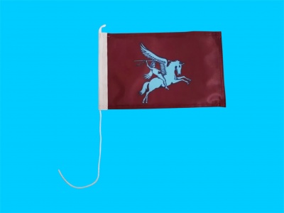 Airborne Pegasus Motervlag 20 x 30 cm | Authentieke Uitvoering | 130 Grams Polyester Airborne Pegasus Motervlag 20 x 30 cm | Authentieke Uitvoering | 130 Grams Polyester