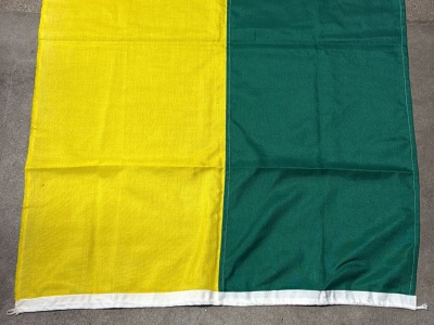 Gebruikte vlag Geel Groen 70x100 cm, uitverkoop