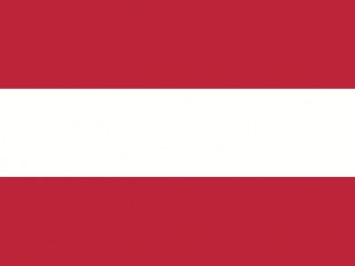 Gebruikte vlag Oostenrijk 100x150 cm, uitverkoop Gebruikte vlag Oostenrijk 100x150 cm, uitverkoop